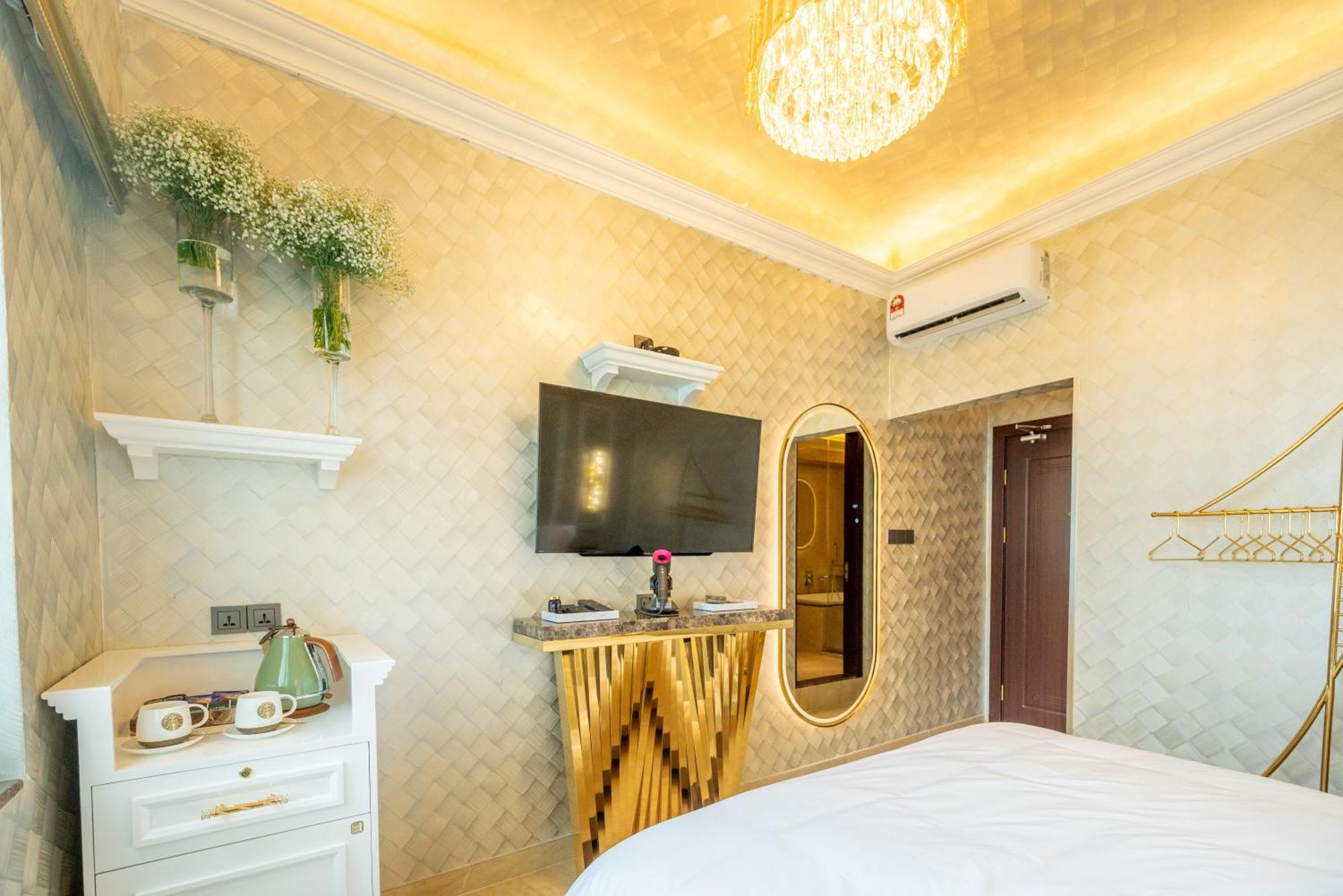 Ritz Residence @ Imago Loft B 7Th Floor 코타키나발루 외부 사진